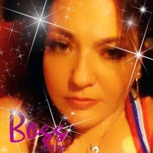 Meet your Posher, Angie